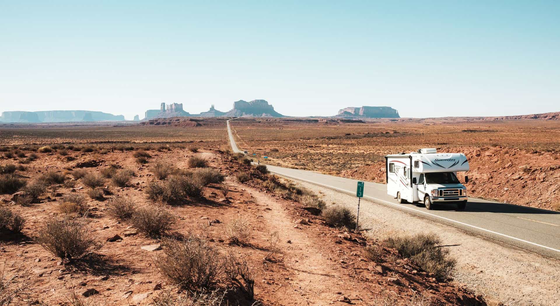 article-road-trip-dans-l-ouest-americain-en-camping-car-header Monument Valley en camping-car